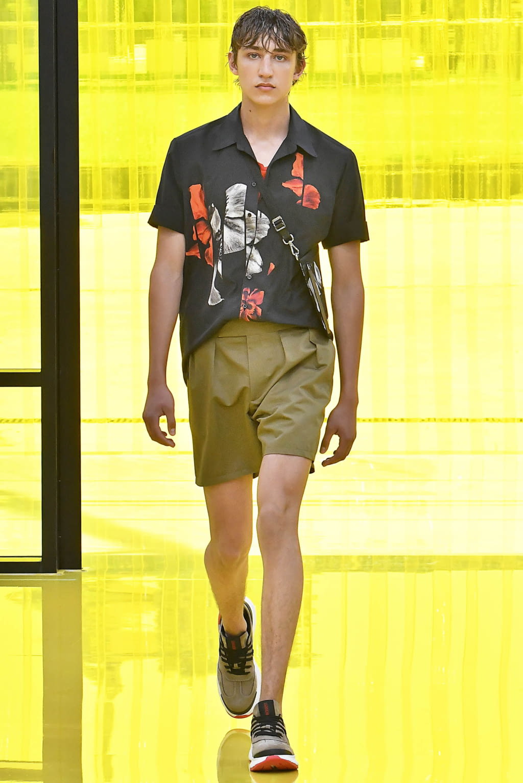 Fashion Week Milan Spring/Summer 2019 look 9 from the Neil Barrett collection menswear