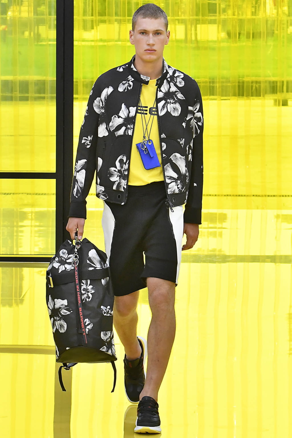 Fashion Week Milan Spring/Summer 2019 look 37 from the Neil Barrett collection menswear