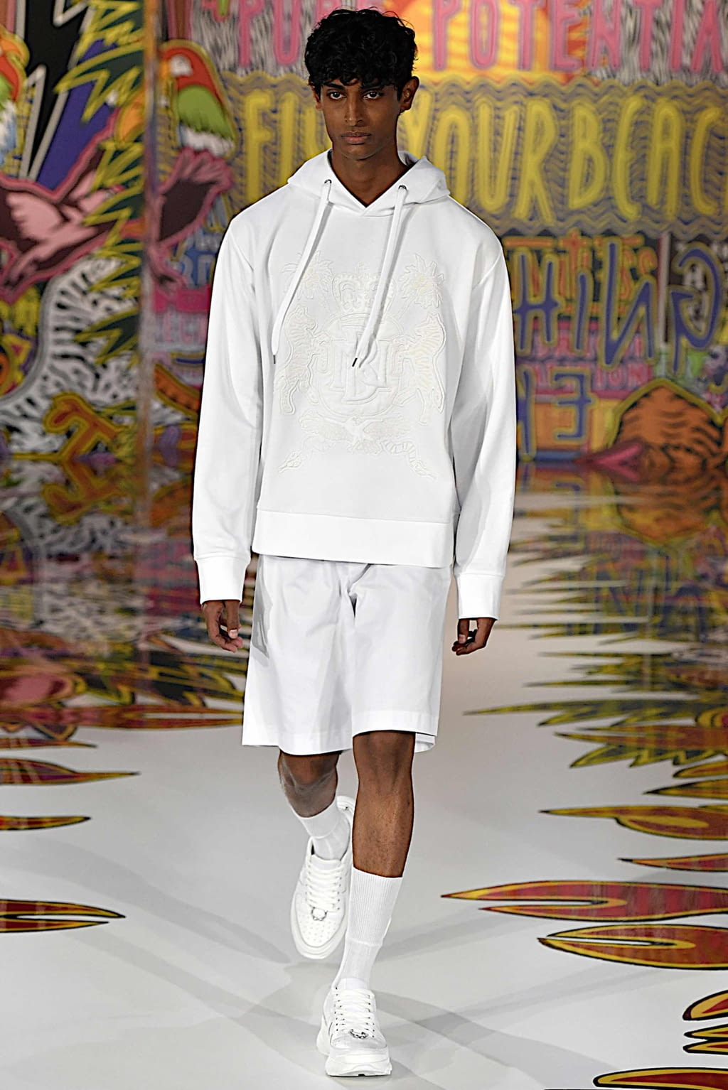 Fashion Week Milan Spring/Summer 2020 look 43 from the Neil Barrett collection 男装