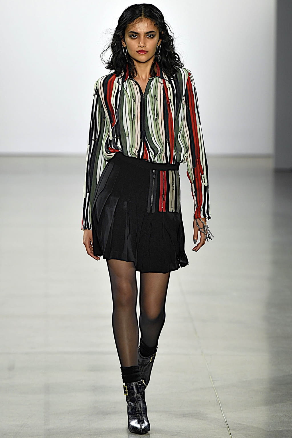 Fashion Week New York Fall/Winter 2019 look 14 from the Nicole Miller collection womenswear