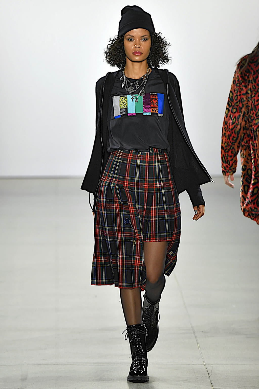Fashion Week New York Fall/Winter 2019 look 24 from the Nicole Miller collection womenswear