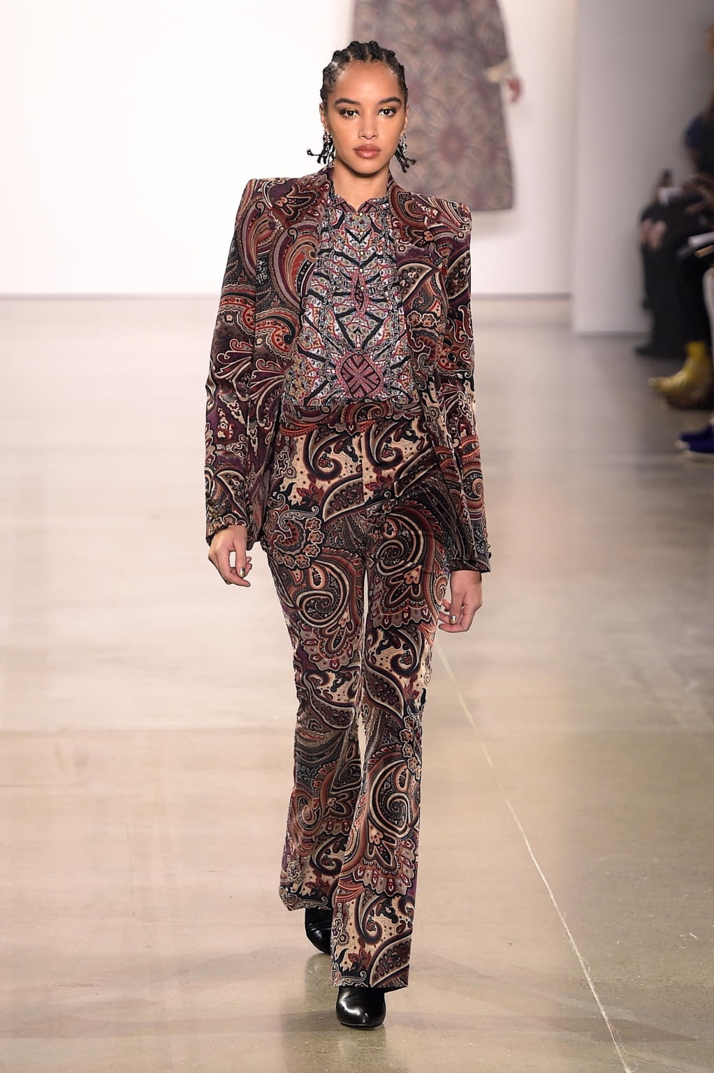 Fashion Week New York Fall/Winter 2020 look 10 from the Nicole Miller collection womenswear