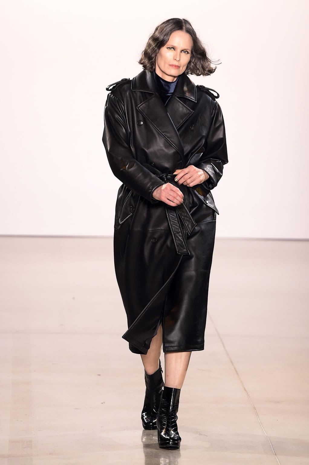 Fashion Week New York Fall/Winter 2020 look 23 from the Nicole Miller collection 女装