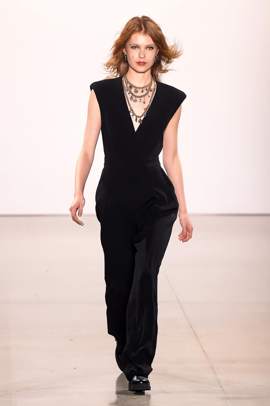 Fashion Week New York Fall/Winter 2020 look 26 from the Nicole Miller collection womenswear