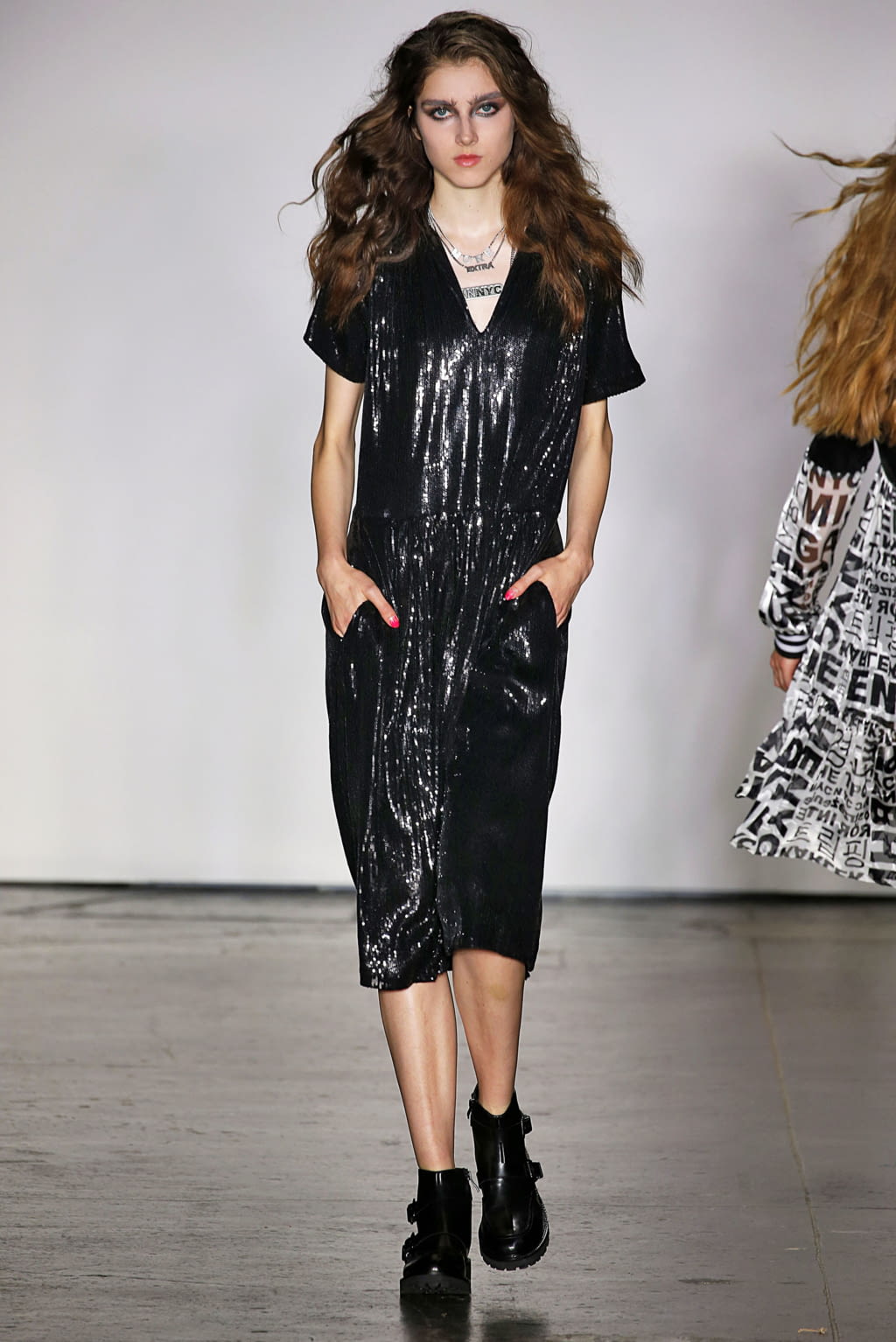 Fashion Week New York Spring/Summer 2019 look 11 de la collection Nicole Miller womenswear