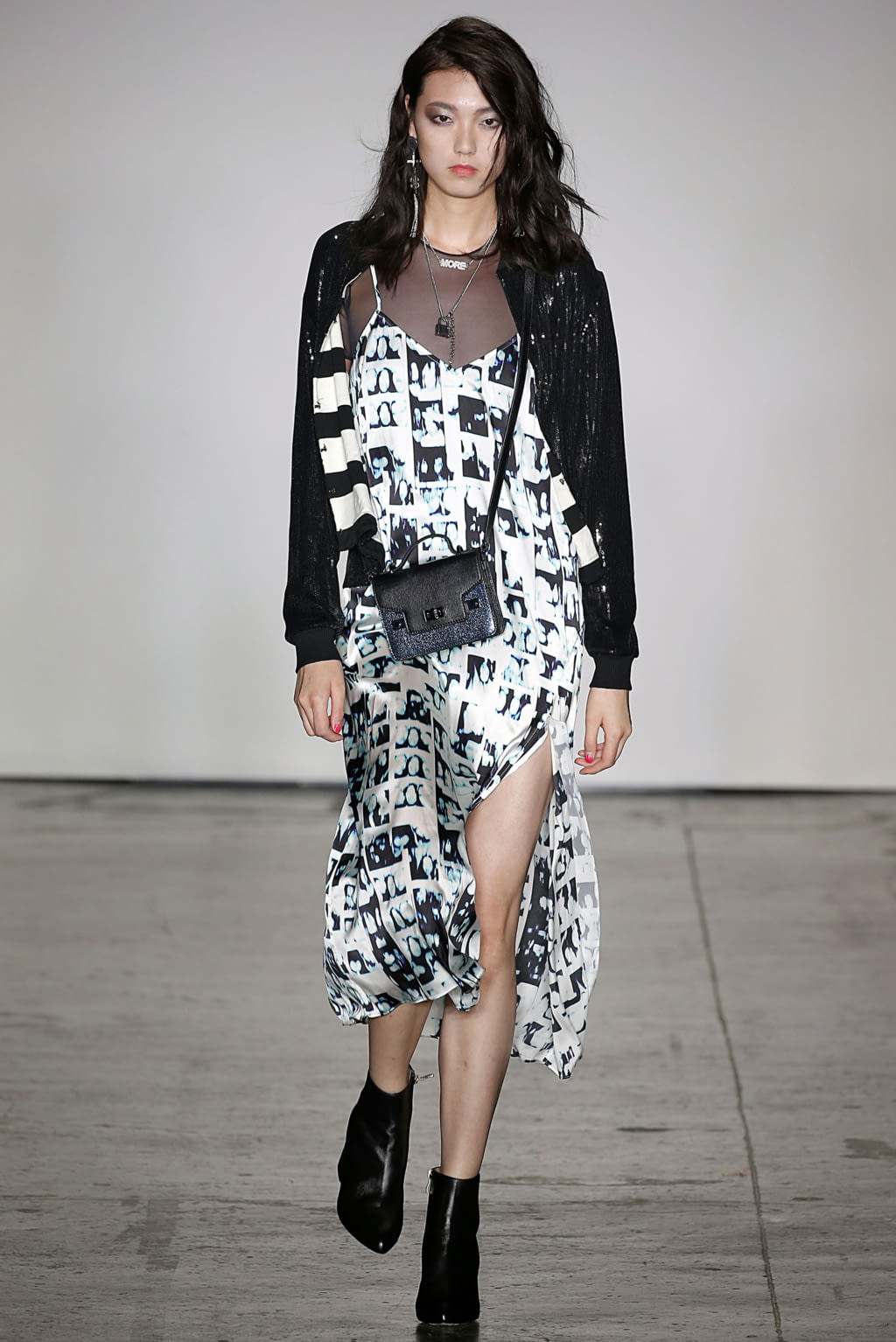 Fashion Week New York Spring/Summer 2019 look 12 from the Nicole Miller collection womenswear