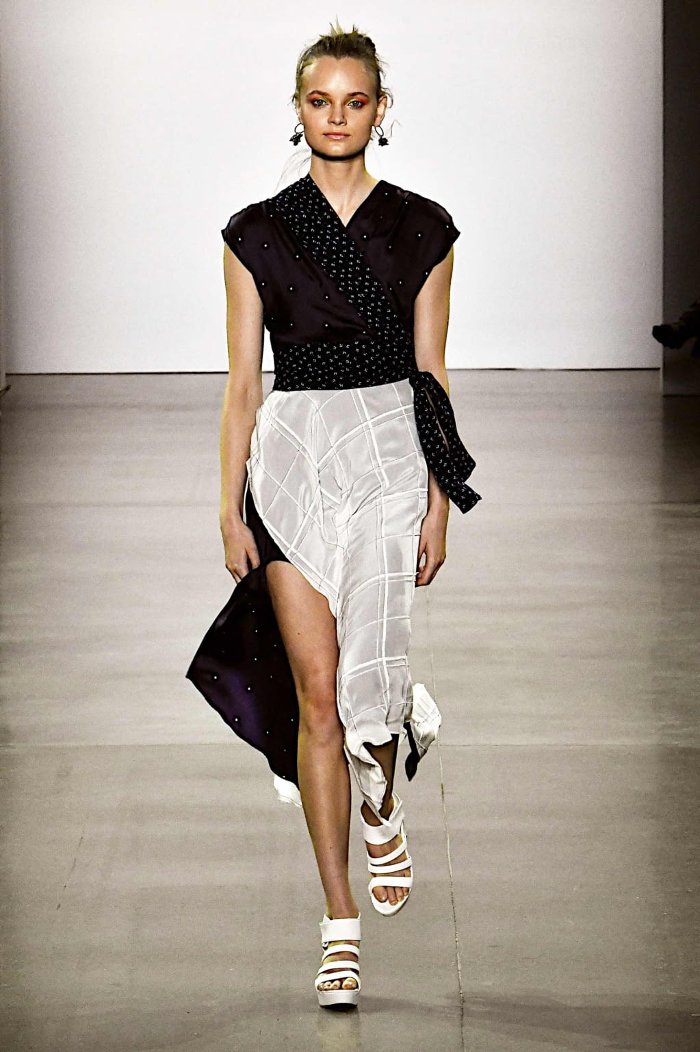 Fashion Week New York Spring/Summer 2020 look 1 de la collection Nicole Miller womenswear