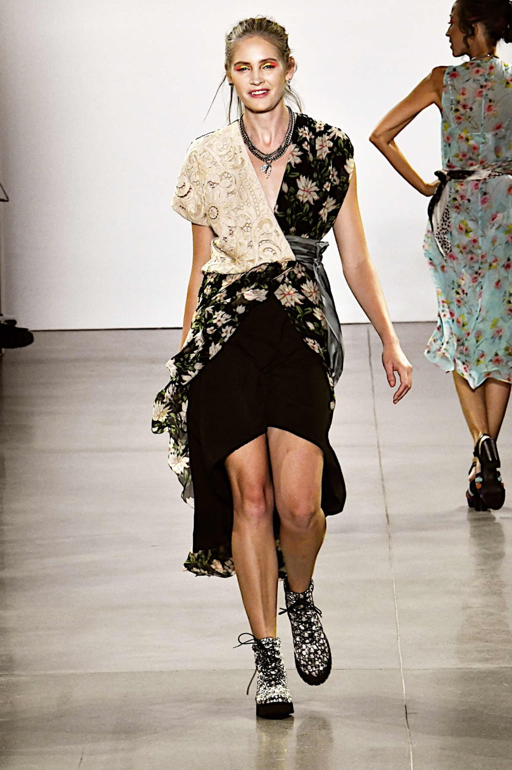 Fashion Week New York Spring/Summer 2020 look 24 de la collection Nicole Miller womenswear