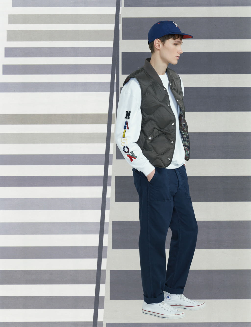 Fashion Week Paris Fall/Winter 2017 look 13 from the Maison Kitsuné collection 男装
