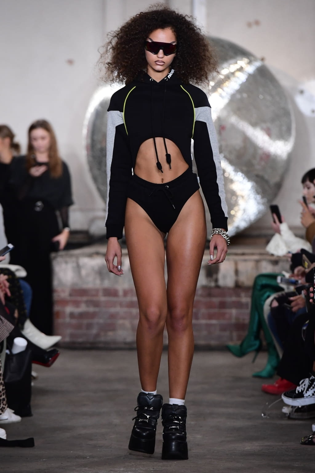Fashion Week London Spring/Summer 2019 look 5 from the Nicopanda collection 女装