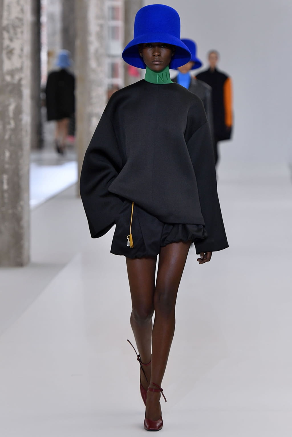 Fashion Week Paris Fall/Winter 2019 look 26 de la collection Nina Ricci womenswear