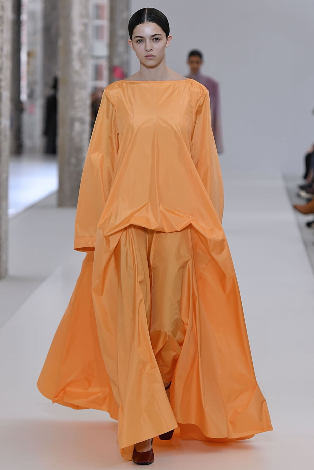Fashion Week Paris Fall/Winter 2019 look 38 de la collection Nina Ricci womenswear