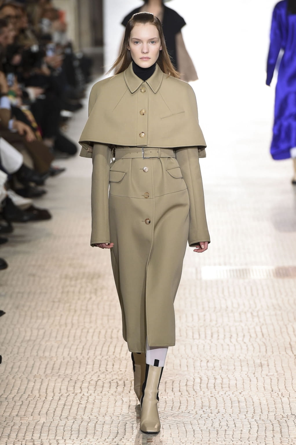 Fashion Week Paris Fall/Winter 2020 look 8 from the Nina Ricci collection 女装
