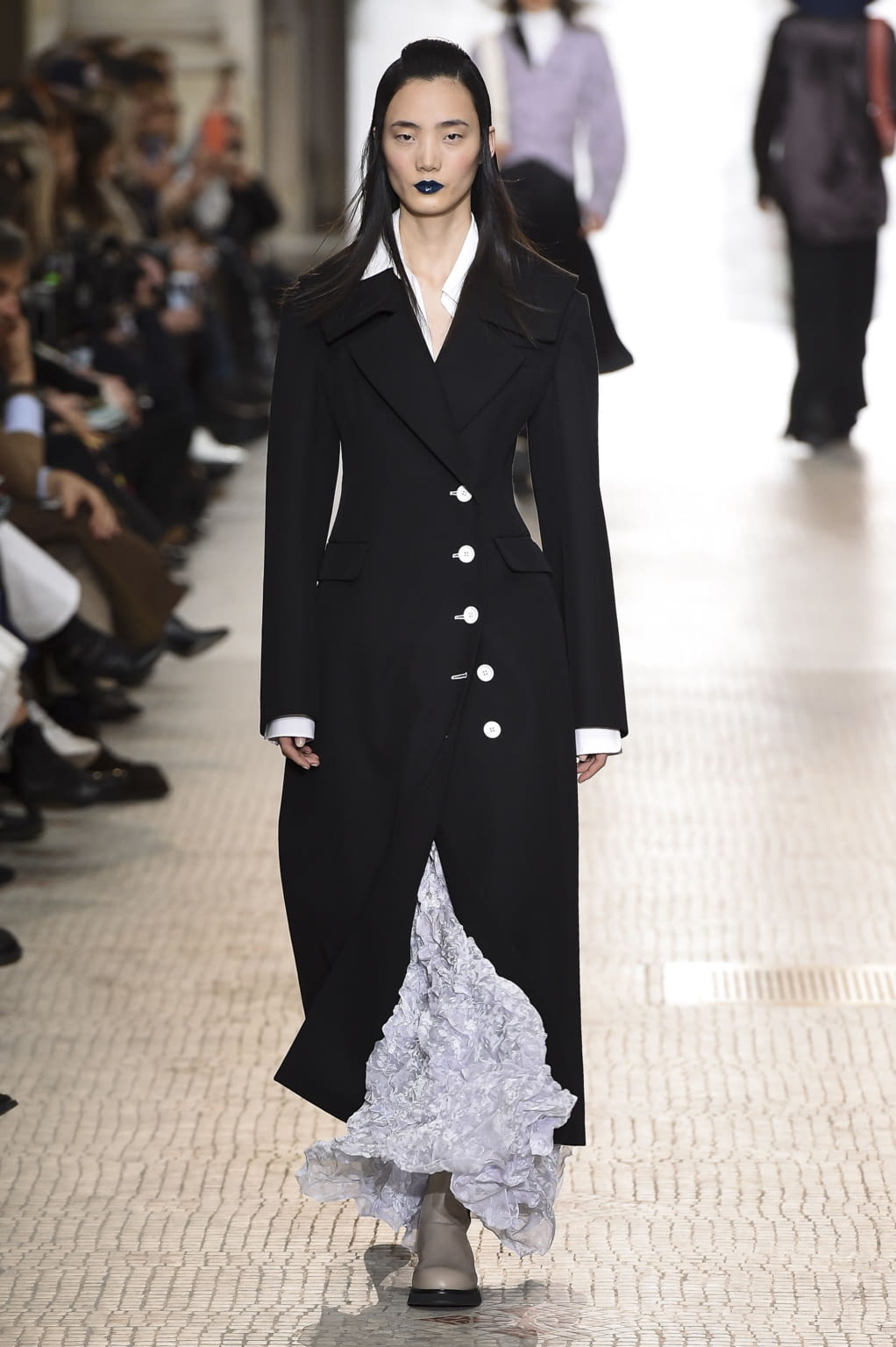 Fashion Week Paris Fall/Winter 2020 look 34 from the Nina Ricci collection womenswear