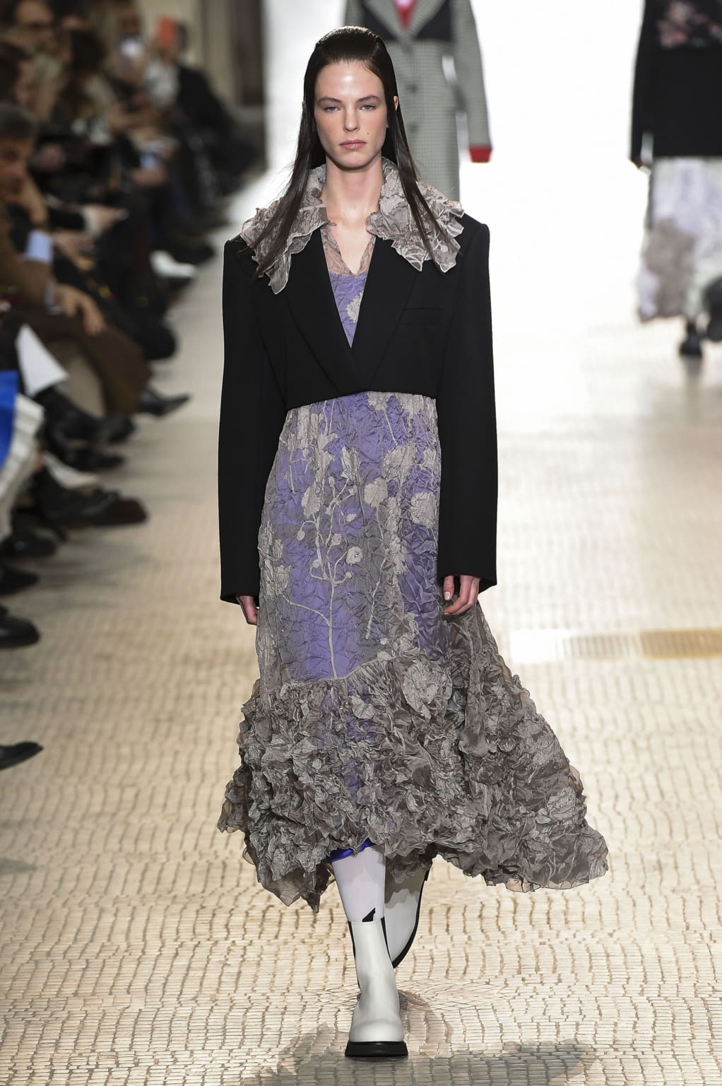 Fashion Week Paris Fall/Winter 2020 look 40 de la collection Nina Ricci womenswear
