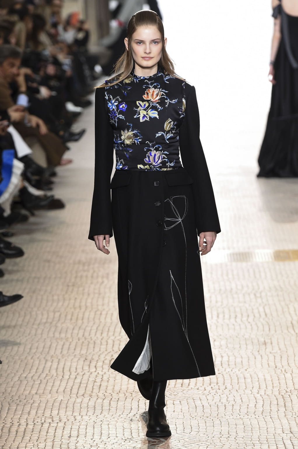 Fashion Week Paris Fall/Winter 2020 look 44 de la collection Nina Ricci womenswear