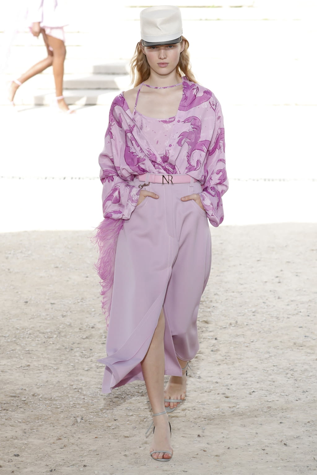 Fashion Week Paris Spring/Summer 2018 look 32 de la collection Nina Ricci womenswear