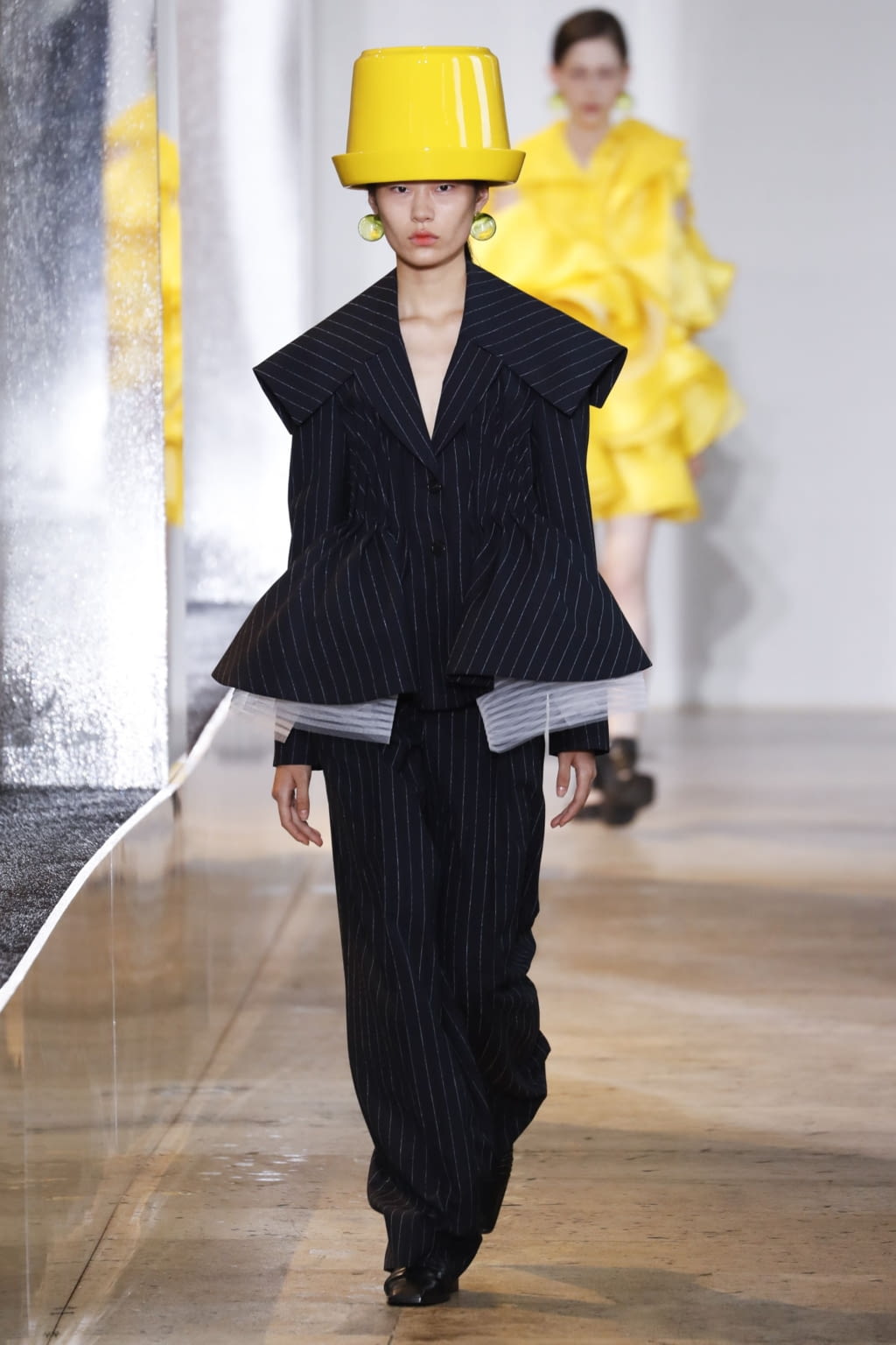 Fashion Week Paris Spring/Summer 2020 look 18 from the Nina Ricci collection womenswear