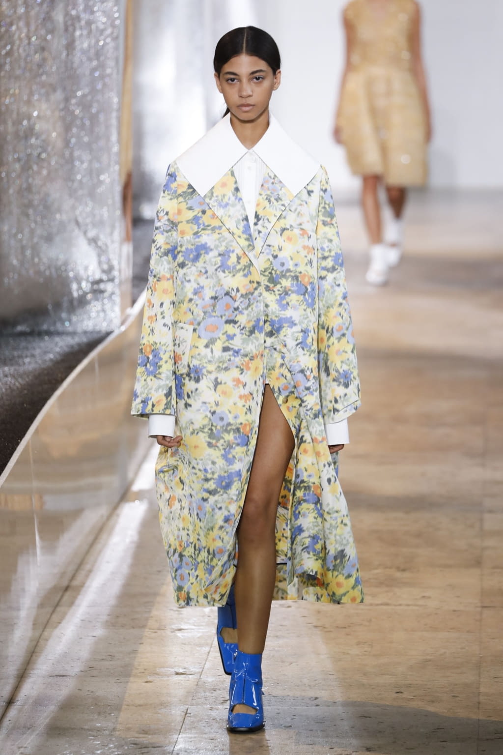 Fashion Week Paris Spring/Summer 2020 look 28 from the Nina Ricci collection womenswear