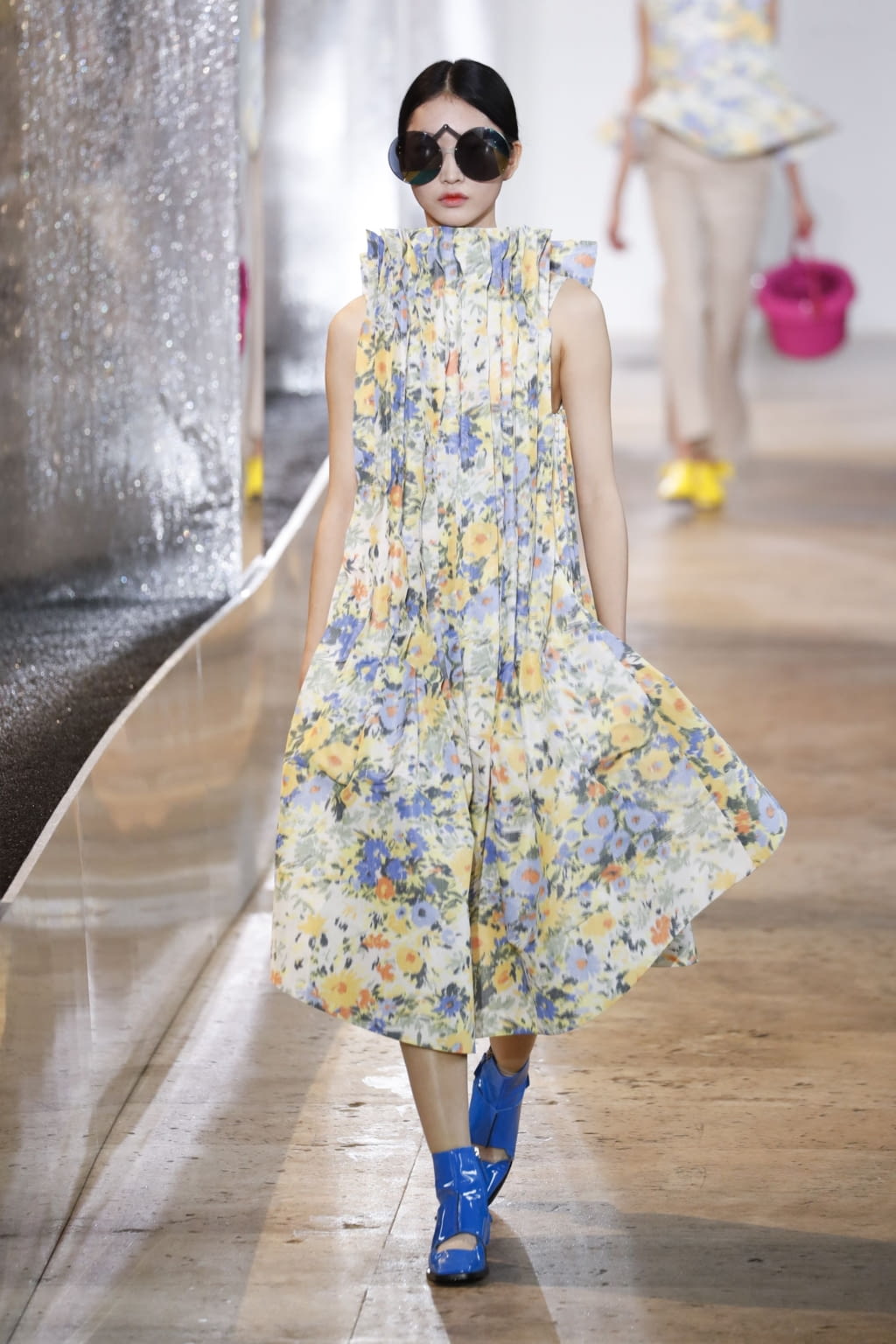 Fashion Week Paris Spring/Summer 2020 look 30 from the Nina Ricci collection womenswear