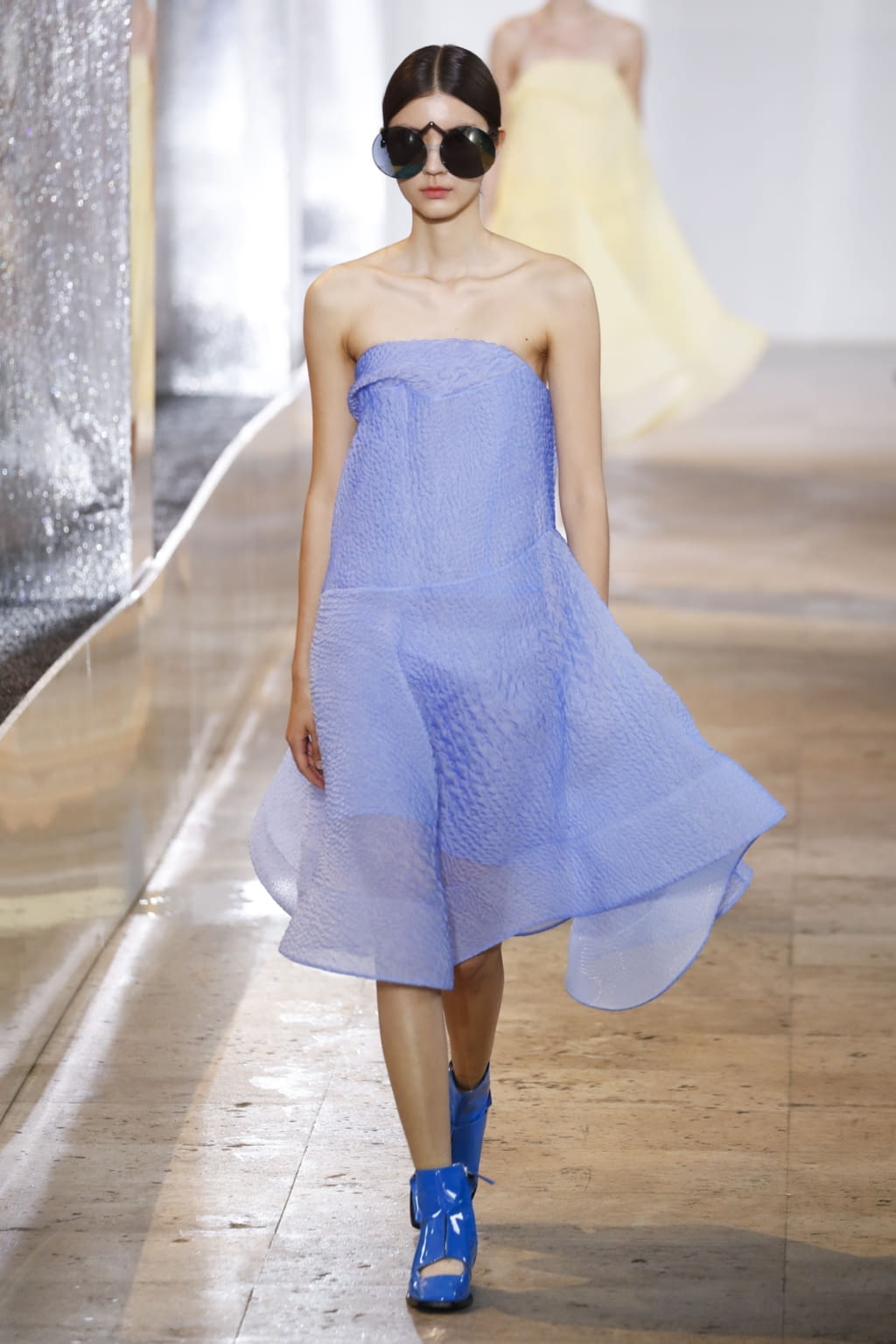 Fashion Week Paris Spring/Summer 2020 look 33 from the Nina Ricci collection womenswear