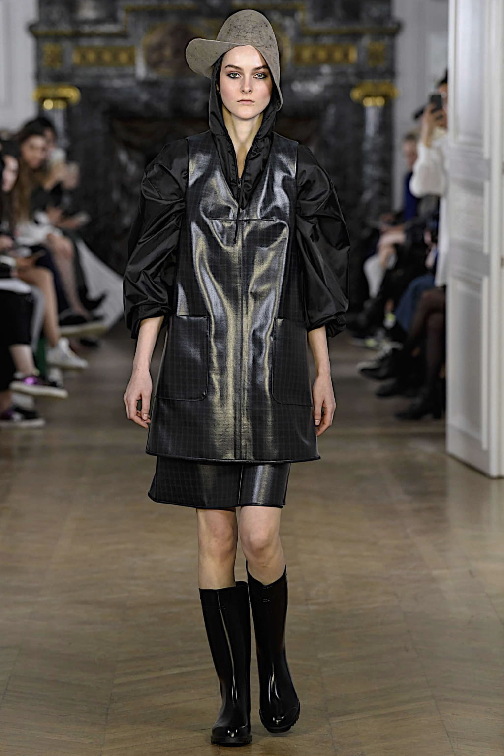 Fashion Week Paris Fall/Winter 2019 look 13 from the Nobi Talai collection 女装