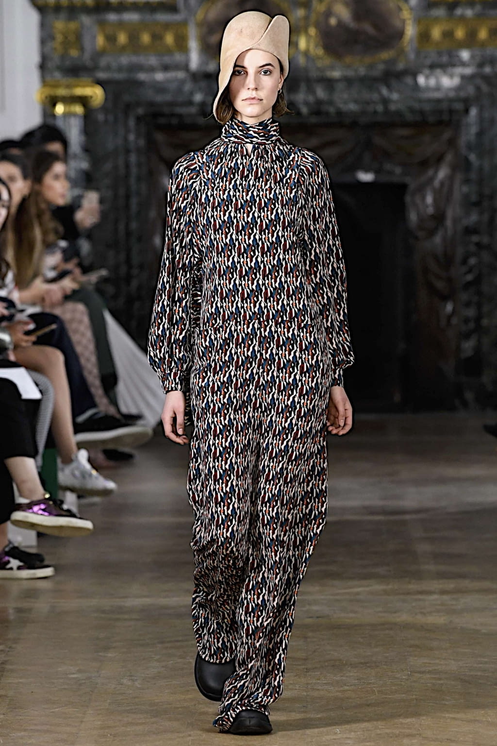 Fashion Week Paris Fall/Winter 2019 look 14 from the Nobi Talai collection 女装