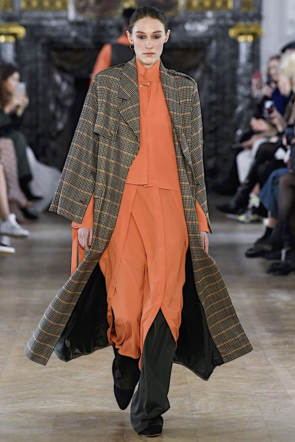 Fashion Week Paris Fall/Winter 2019 look 28 de la collection Nobi Talai womenswear