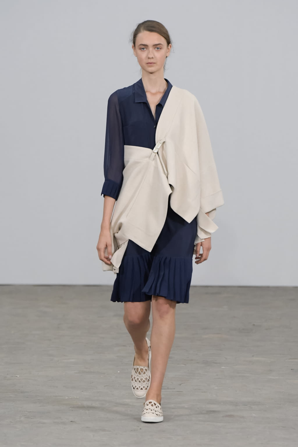 Fashion Week Paris Spring/Summer 2017 look 15 from the Nobi Talai collection womenswear