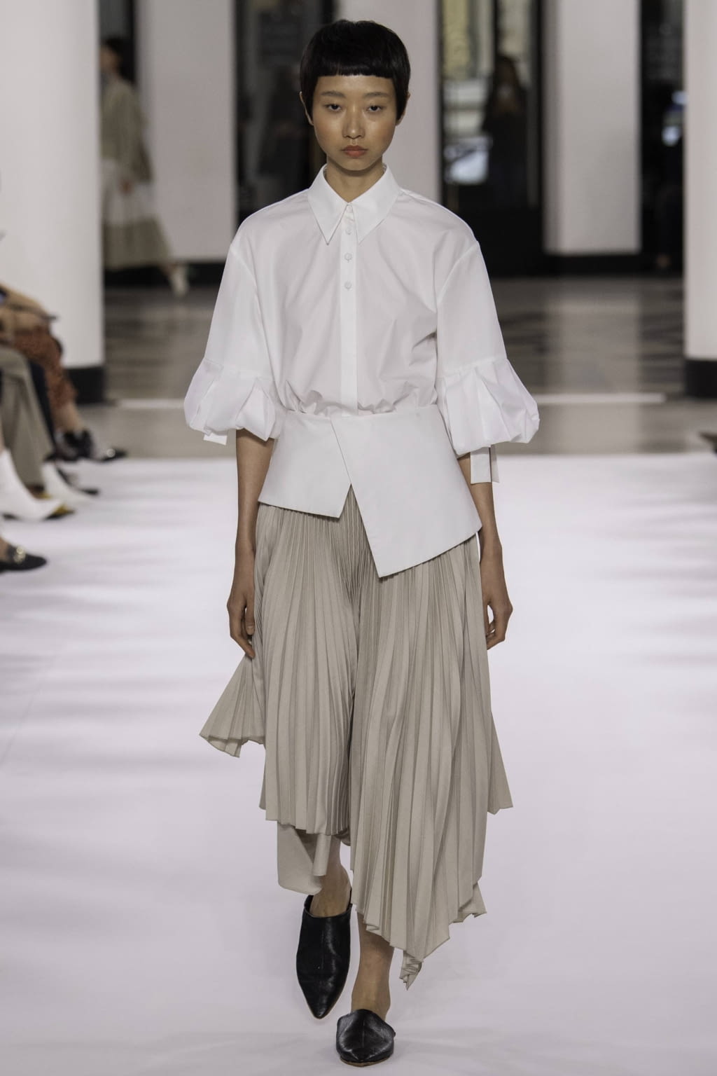 Fashion Week Paris Spring/Summer 2019 look 11 from the Nobi Talai collection 女装