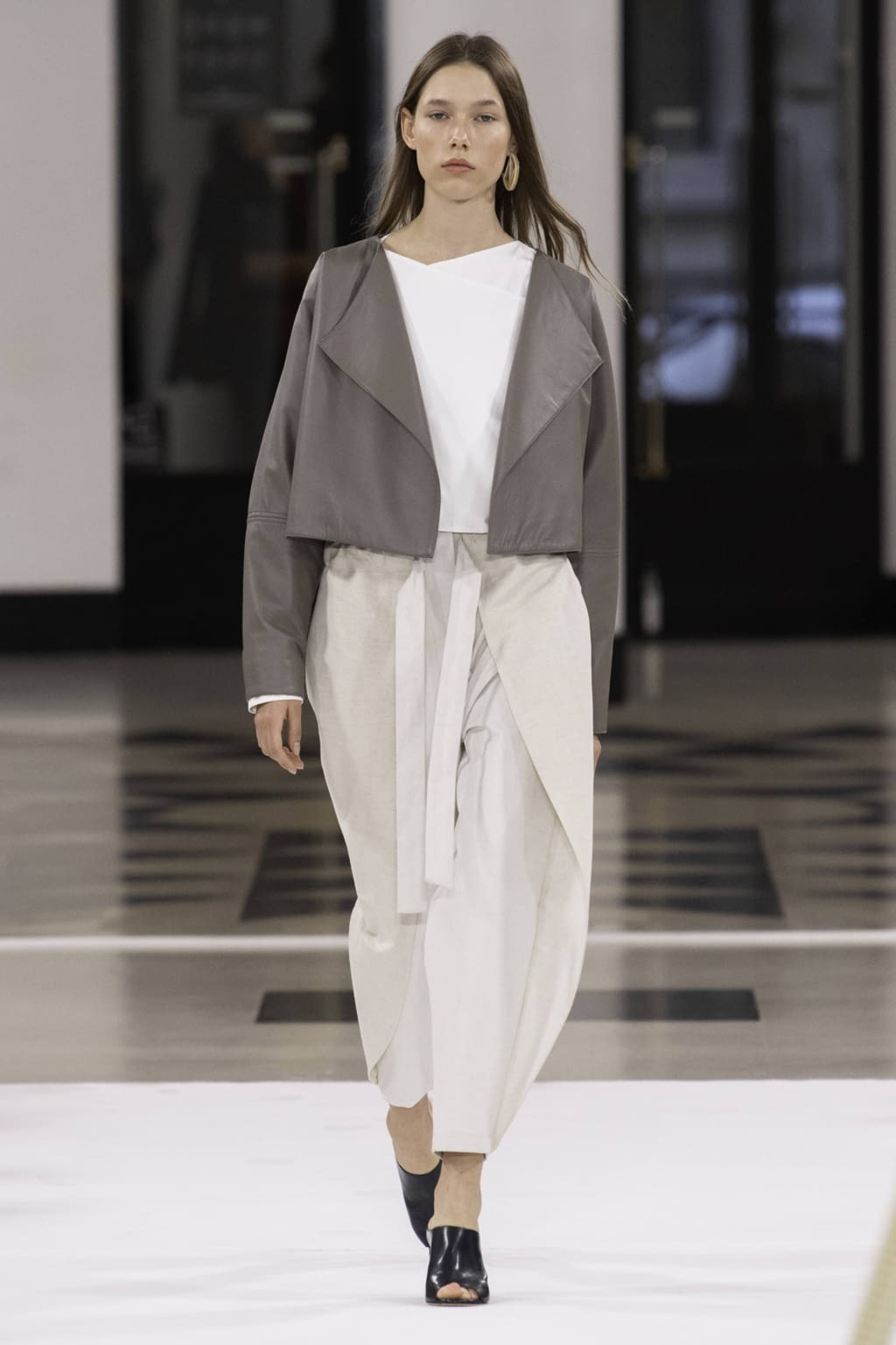 Fashion Week Paris Spring/Summer 2019 look 27 de la collection Nobi Talai womenswear