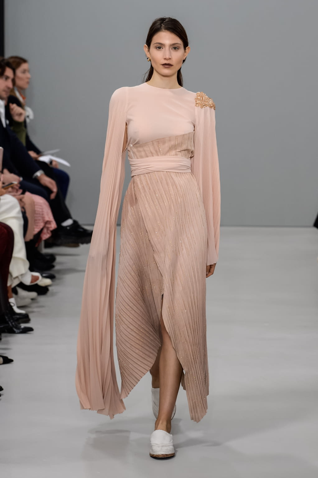 Fashion Week Paris Spring/Summer 2018 look 38 from the Nobi Talai collection 女装