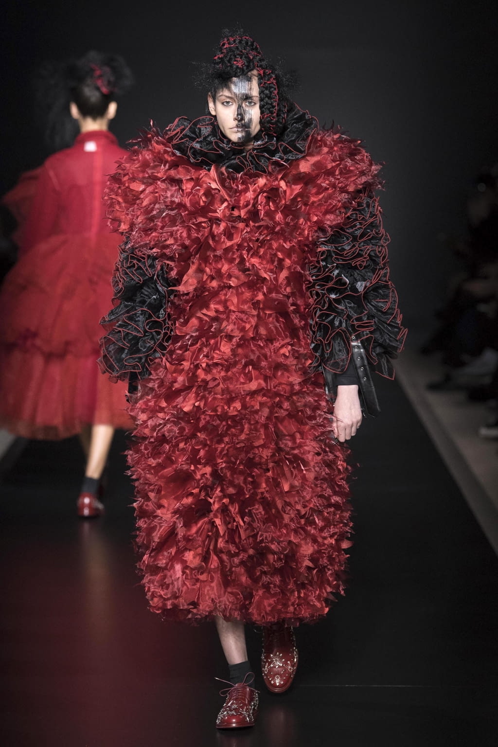 Fashion Week Paris Fall/Winter 2020 look 4 from the Noir Kei Ninomiya collection womenswear