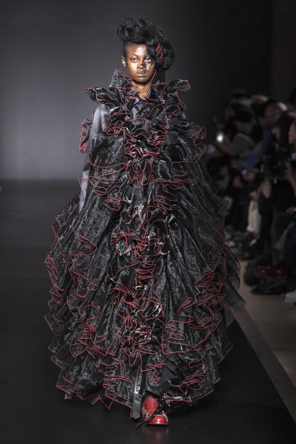 Fashion Week Paris Fall/Winter 2020 look 5 de la collection Noir Kei Ninomiya womenswear