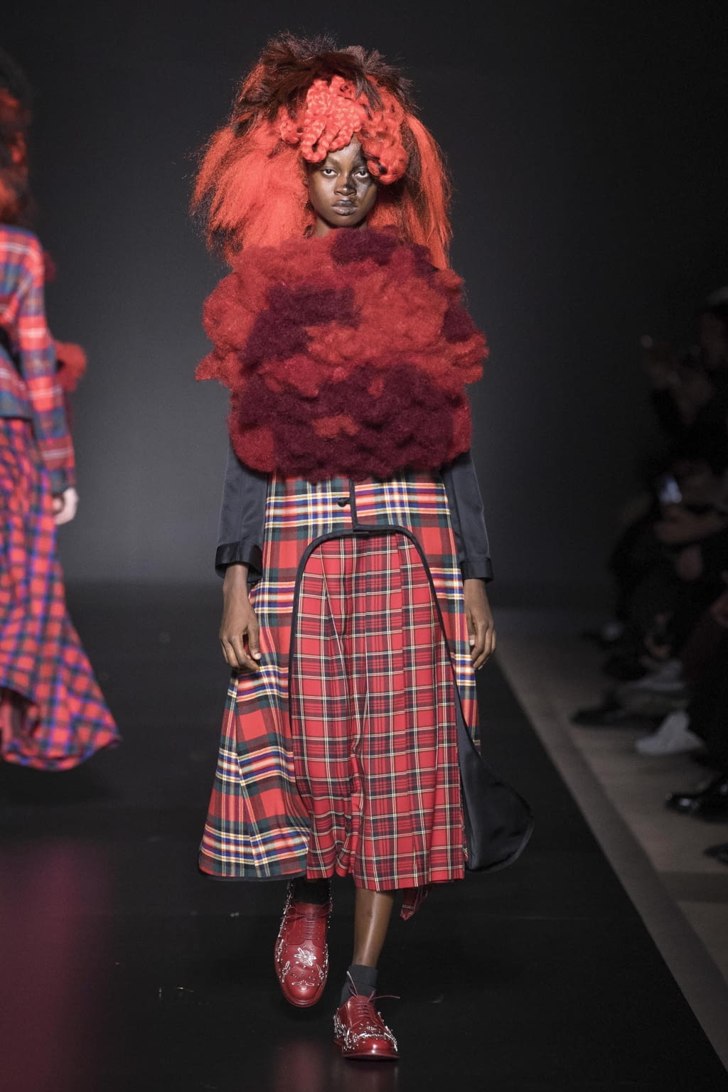 Fashion Week Paris Fall/Winter 2020 look 21 from the Noir Kei Ninomiya collection womenswear