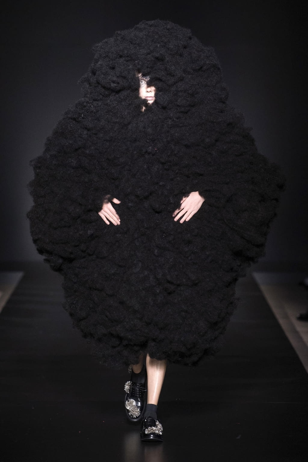 Fashion Week Paris Fall/Winter 2020 look 31 from the Noir Kei Ninomiya collection womenswear