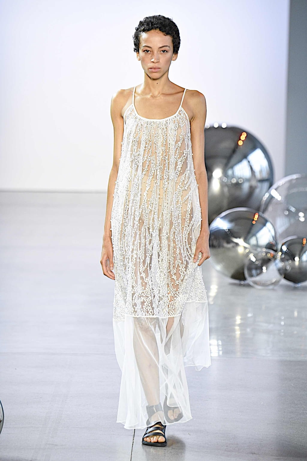 Fashion Week New York Spring/Summer 2020 look 3 from the Noon by Noor collection 女装