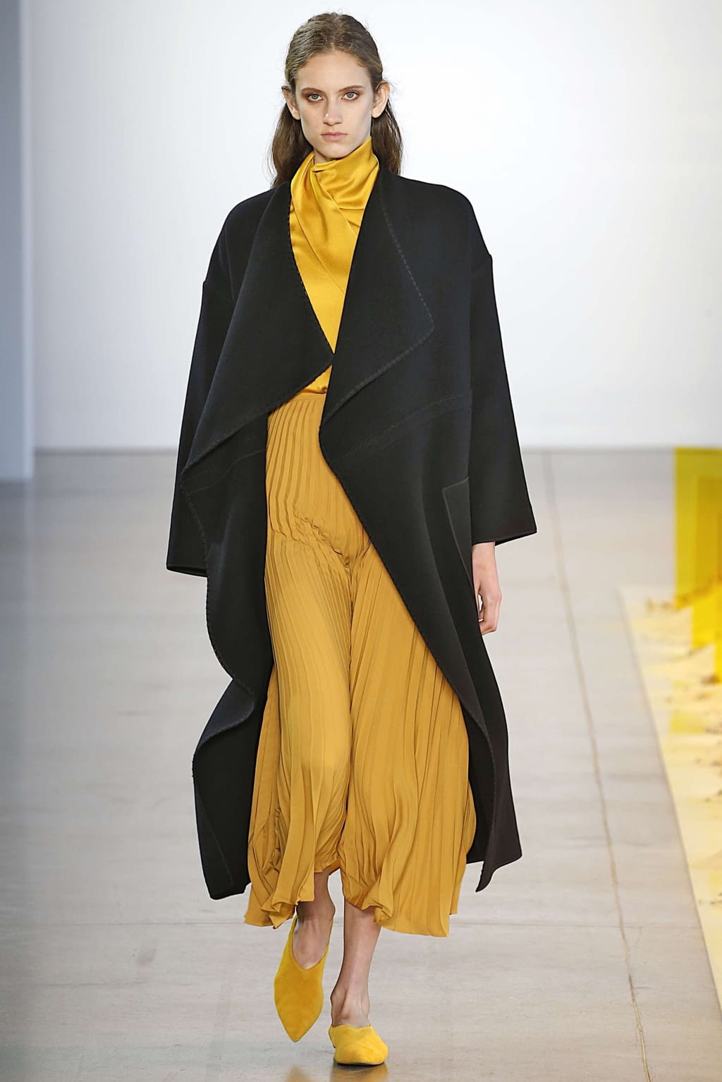 Fashion Week New York Fall/Winter 2019 look 4 from the Noon by Noor collection womenswear