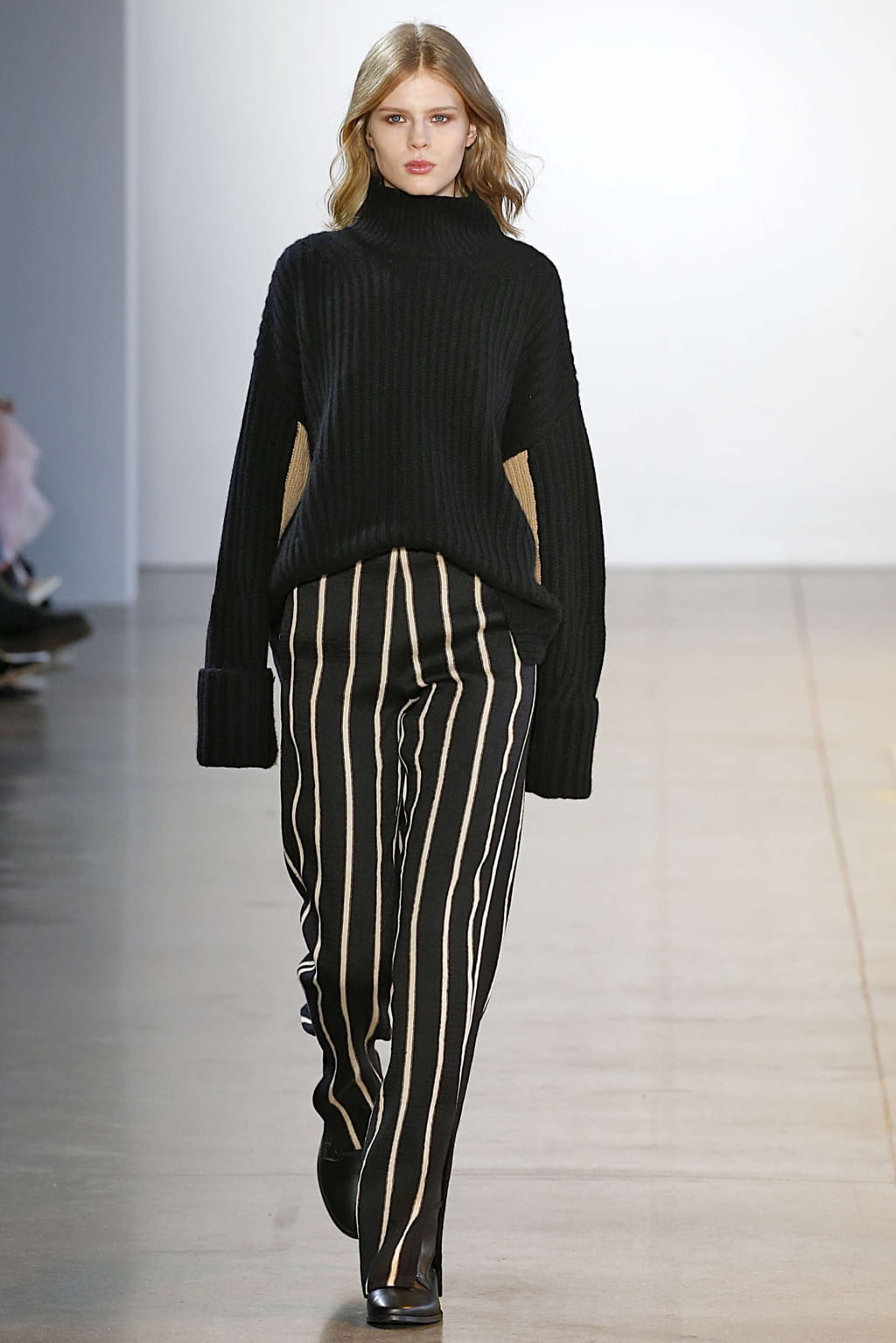 Fashion Week New York Fall/Winter 2019 look 18 from the Noon by Noor collection womenswear