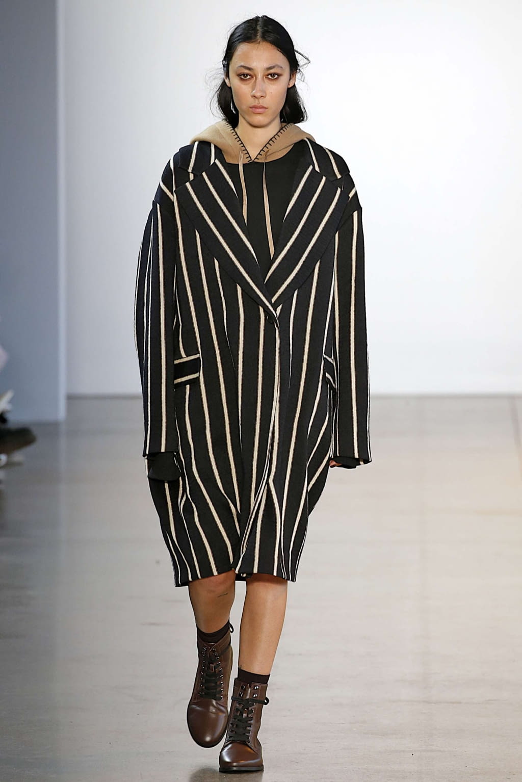 Fashion Week New York Fall/Winter 2019 look 21 from the Noon by Noor collection womenswear