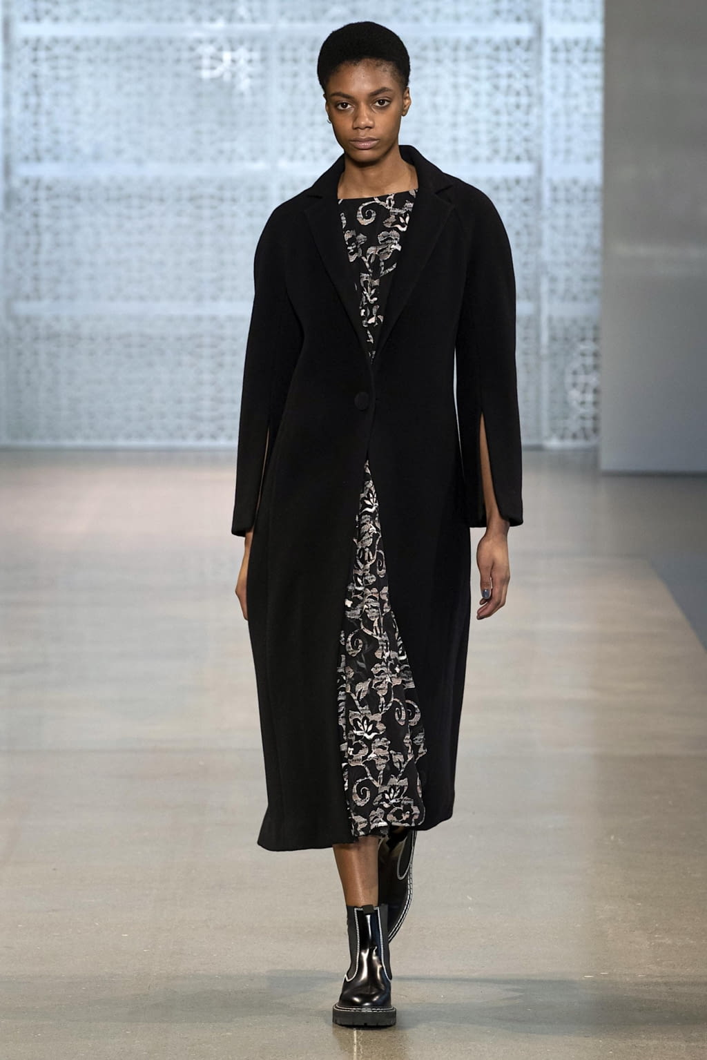 Fashion Week New York Fall/Winter 2020 look 6 from the Noon by Noor collection womenswear