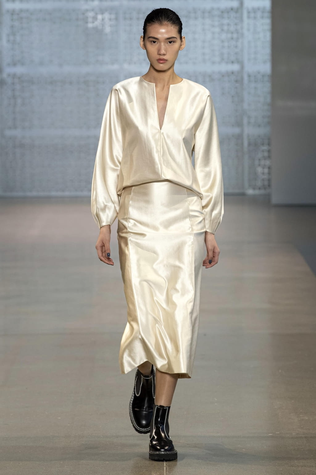 Fashion Week New York Fall/Winter 2020 look 8 from the Noon by Noor collection womenswear