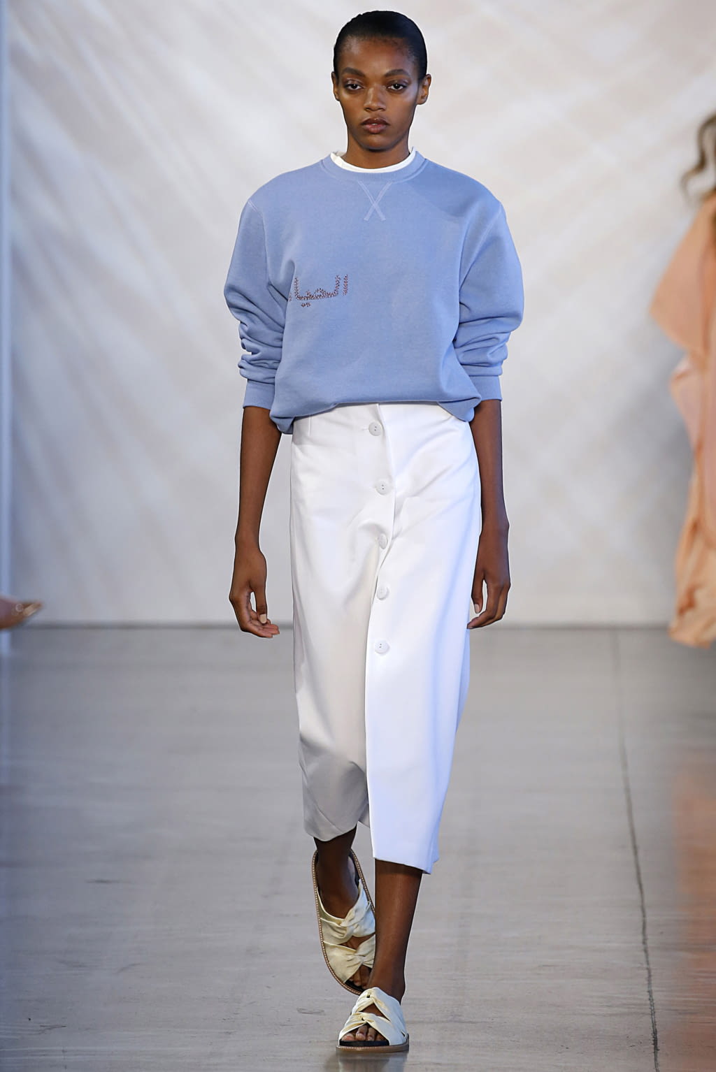 Fashion Week New York Spring/Summer 2019 look 16 from the Noon by Noor collection womenswear