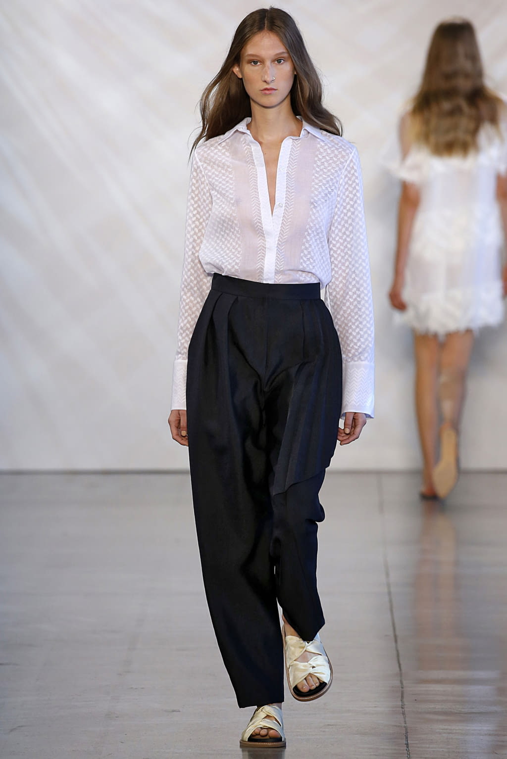 Fashion Week New York Spring/Summer 2019 look 28 from the Noon by Noor collection womenswear