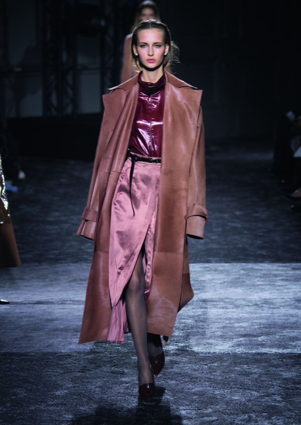 Fashion Week Paris Fall/Winter 2016 look 7 from the Nina Ricci collection womenswear