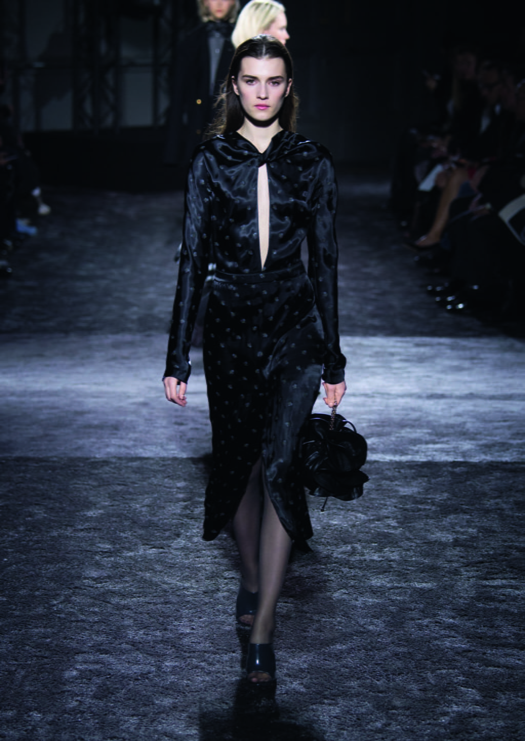 Fashion Week Paris Fall/Winter 2016 look 12 from the Nina Ricci collection 女装