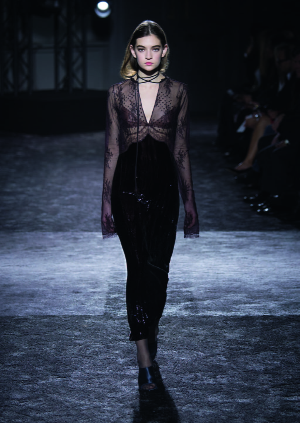Fashion Week Paris Fall/Winter 2016 look 20 from the Nina Ricci collection womenswear