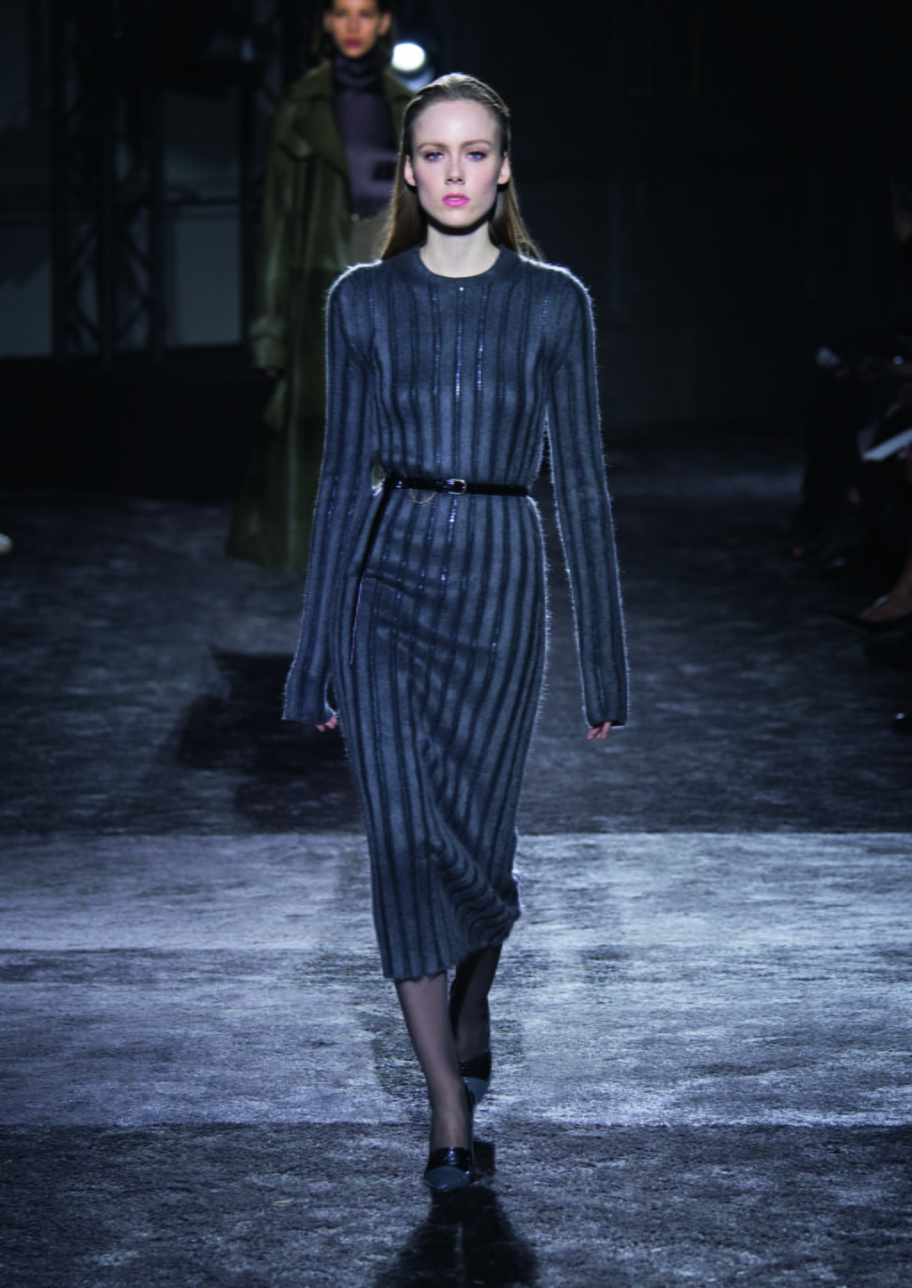 Fashion Week Paris Fall/Winter 2016 look 34 de la collection Nina Ricci womenswear