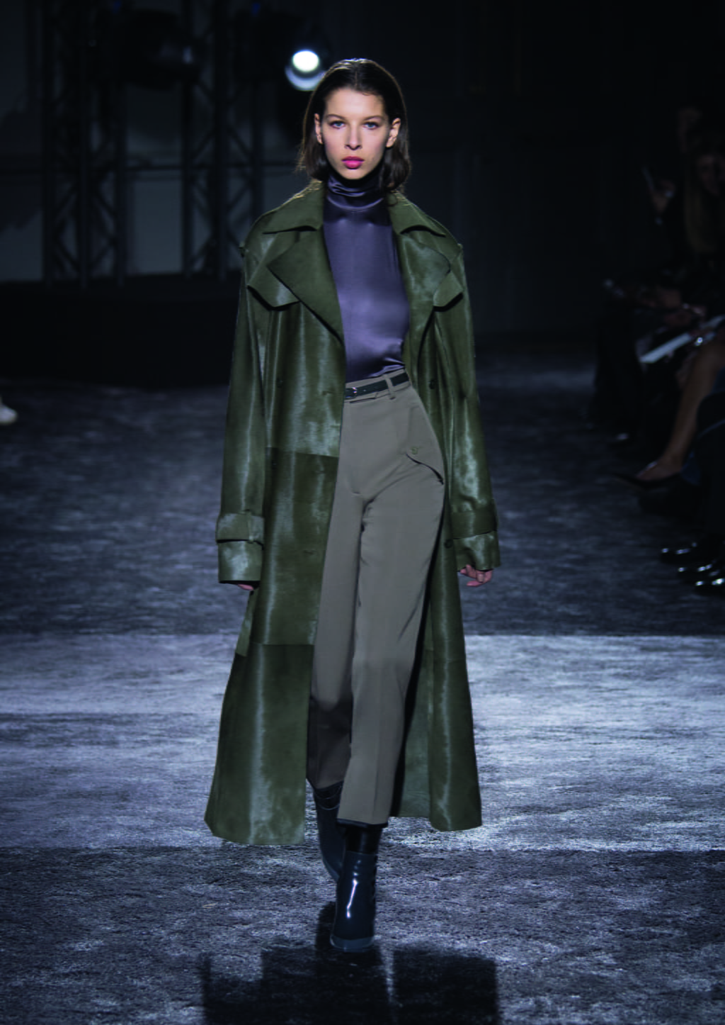 Fashion Week Paris Fall/Winter 2016 look 35 de la collection Nina Ricci womenswear