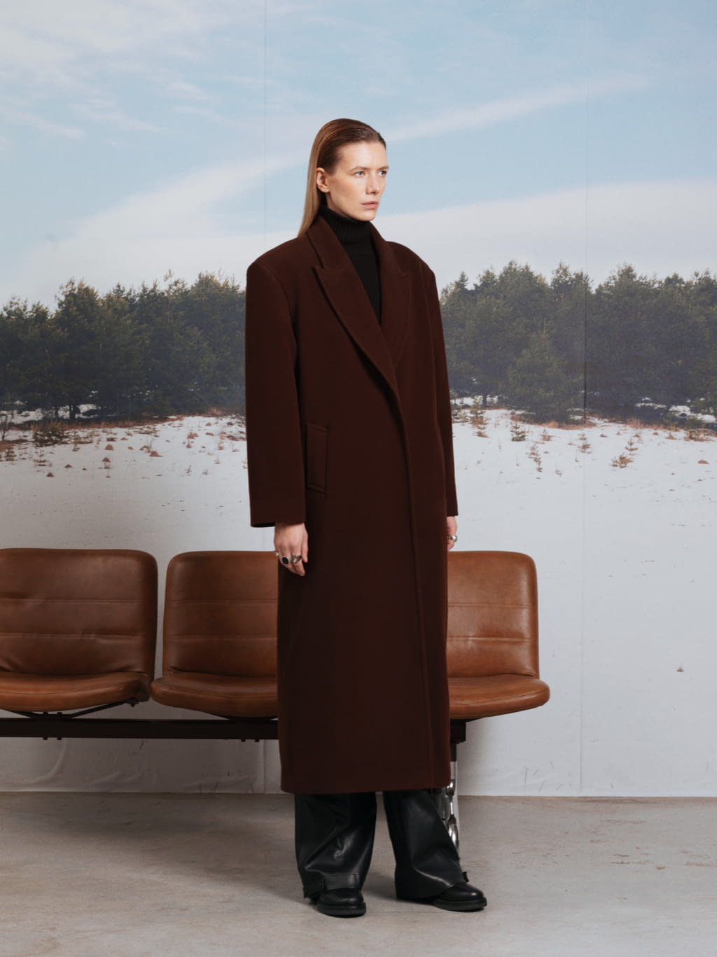 Fashion Week Paris Fall/Winter 2022 look 2 de la collection Olenich womenswear